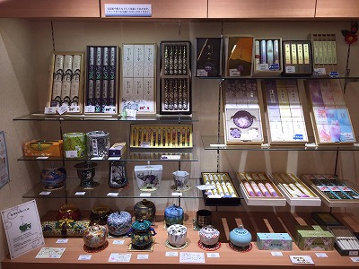 s-桐箱いり.jpg