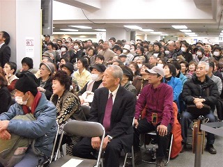 髙島屋トークショーお客様.jpg