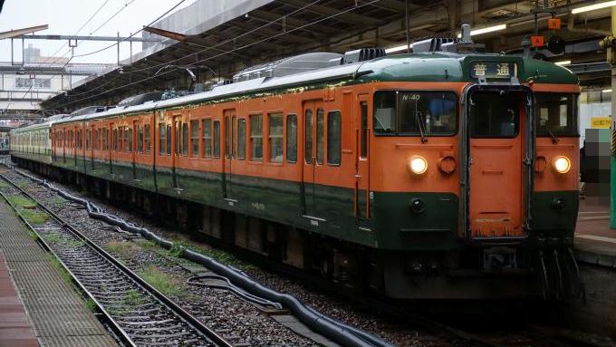 新潟,115系湘南色