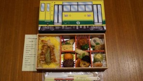 大原駅「いすみの宝石箱」(1,300円)~いすみ鉄道の華やかな駅弁【ライター望月の駅弁膝栗毛】