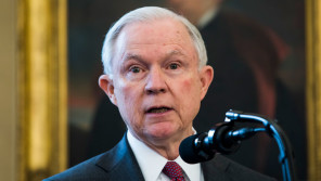 ロシアと会った?セッションズ司法長官辞任ならばトランプ政権は窮地!高嶋ひでたけのあさラジ