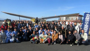 7年にわたる悲願達成!飛行機作りに励んだ名古屋市立工業高校“飛行機同好会”「あけの語りびと」(朗読公開)