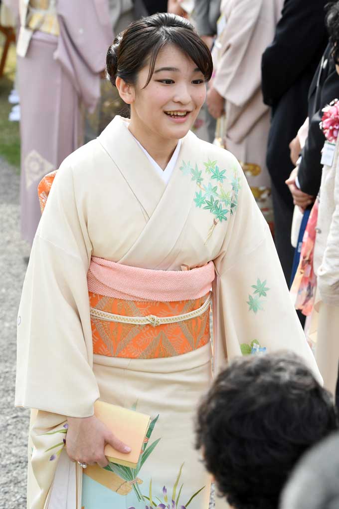眞子さま大学同級生と婚約内定~天皇陛下の孫で初 高嶋ひで