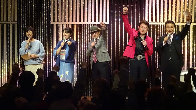 大野真澄 トレードマークの帽子に付けた鳥の羽根のわけは?