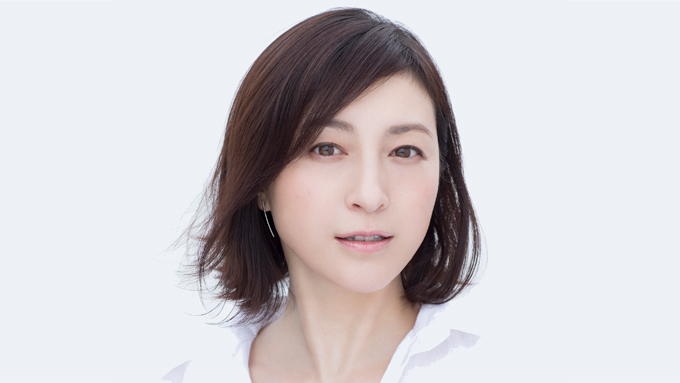 舘ひろしが広末涼子のバスローブの着方を演出