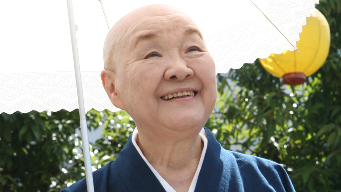 瀬戸内寂聴 どんな相手でも許せる心を持てるよう努力しましょう