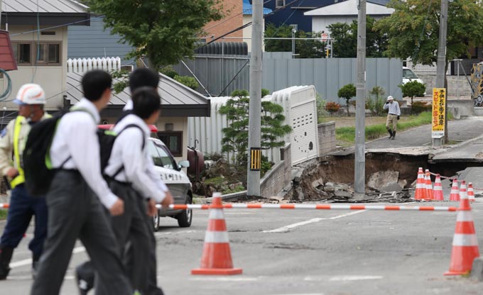 北海道 地震 厚真町 吉野地区 避難 災害 被災 停電 ブラックアウト 節電 土砂ダム