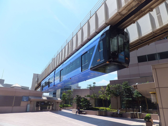 懸垂式 モノレール | 懸垂式モノレール 負け組 : 【鉄道車両のDNA】空を走る! 懸垂式モノレール「進化」の過程 – SPOYIK