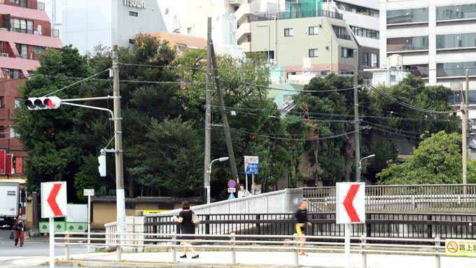 地面師事件~真の黒幕は網走刑務所に収監中の男