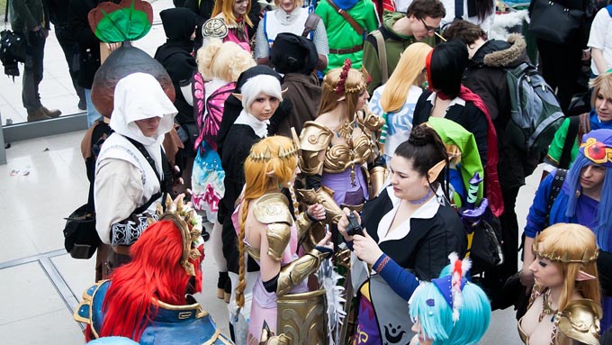 「コスプレ」するのに気をつけなくてはいけない職業とは?