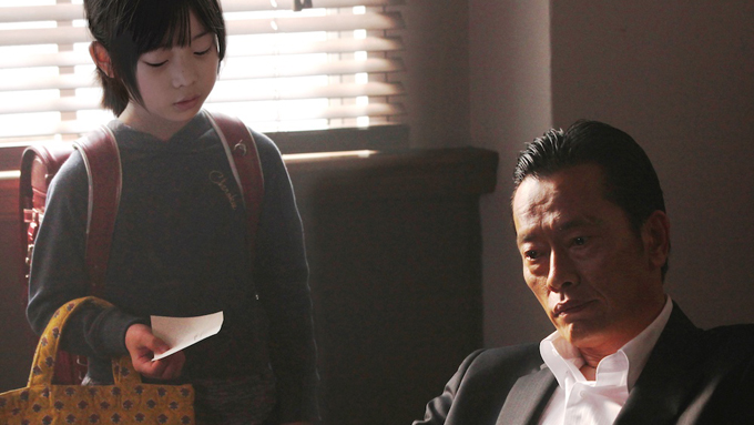 遠藤憲一、今度の相棒は小学生!?