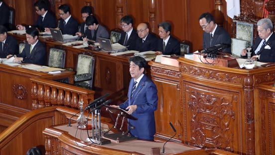 安倍内閣が入管難民法改正案の成立を急ぐのはなぜか
