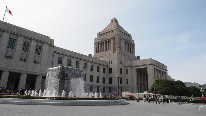 今国会での憲法改正断念~自民党の参議院選へ向けての目論見