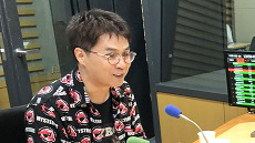 落語家 立川志らく 座ってお話しする落語！その理由