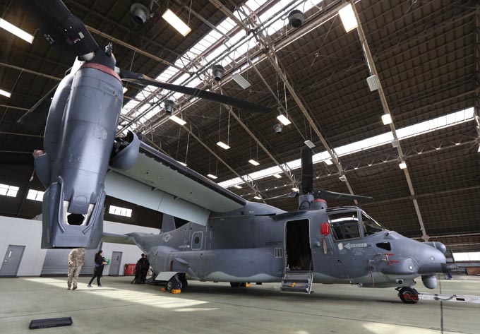 横田基地 オスプレイ 空域 横田 管制権 ロサンゼルス 空港 軍民共用 共用