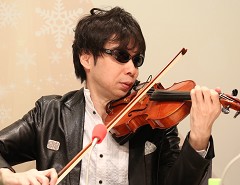 ヴァイオリニスト・増田太郎による生演奏