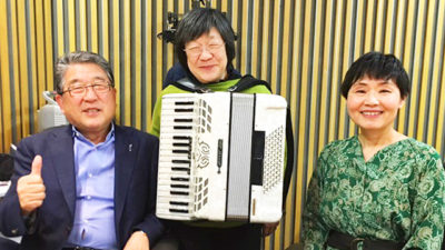 前職は図書館の司書！？「歌声喫茶ともしび」ステージリーダーの清水正美が登場！