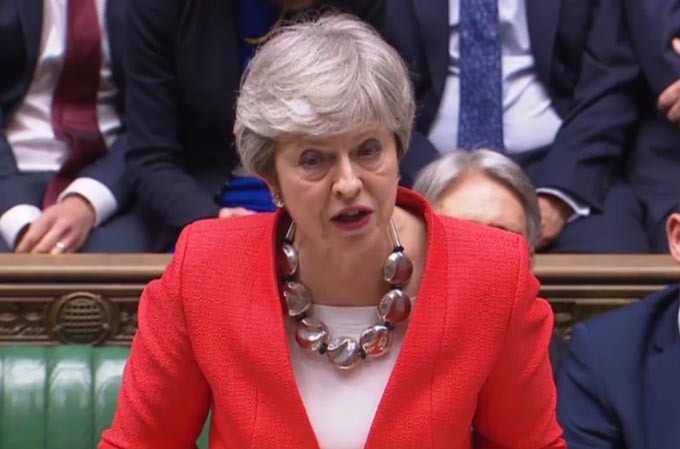 キャメロン首相 メイ首相 イギリス EU離脱 合意なき離脱 可決 ブレグジット