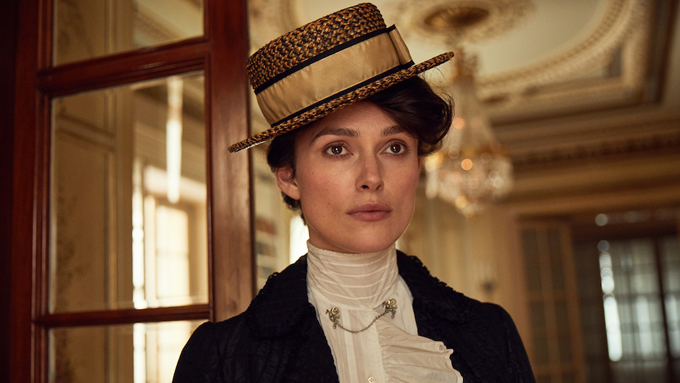 ココ・シャネルやオードリー・ヘプバーンをも魅了した、実在の女性ベストセラー作家とは…