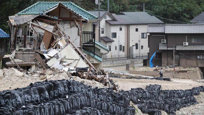 大雨洪水警戒レベル~警戒レベルはわかりやすく3までにするべき