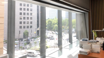 俺はアディダスと１０年以上０円で契約している。
