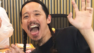 話題の映画「ＷＥ ＡＲＥ ＬＩＴＴＬＥ ＺＯＮＢＩＥＳ」長久允監督、シナリオを描いたのはいつ頃