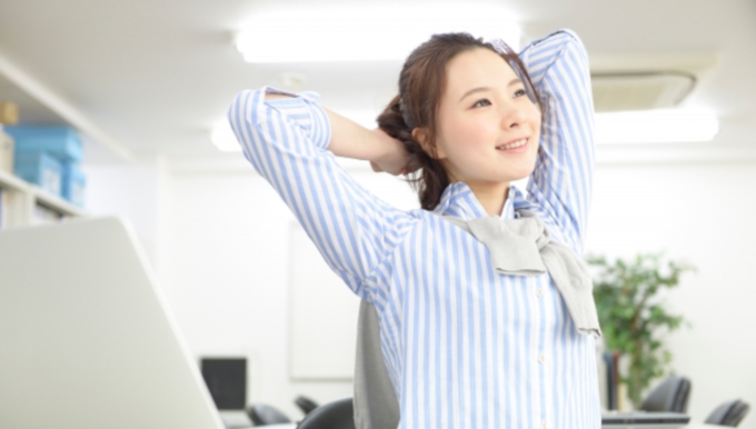 長時間の運転に効く、腰痛改善ストレッチとは? ヨガインストラクターが解説