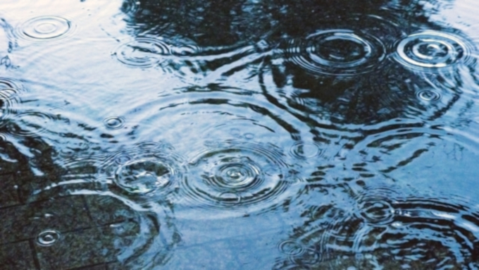 梅雨のモヤモヤを解消するストレッチとは?
