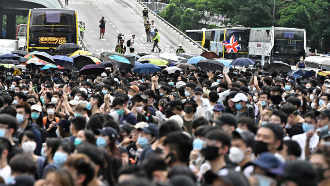 香港デモ~民意を反映していない香港議会