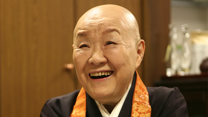 瀬戸内寂聴 自分の子供や孫を戦場に向かわせて良いのですか
