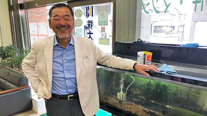 22年間、ウナギをペットに…「どちらが長生きするか競争」