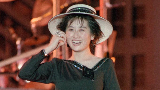 1989年、なぜ渡辺美里は西武球場ライブで「バカヤロー!」と叫んだのか