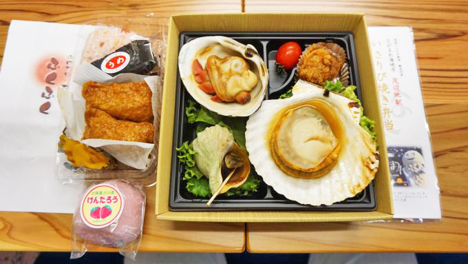 道南いさりび鉄道「ながまれ海峡号」(ツアー料金・9800円)~怒涛の美味いものラッシュ! 食いしん坊必須の観光列車!!