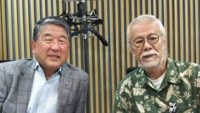 スタジオでトークのバラが咲きました！マイク眞木さん登場！