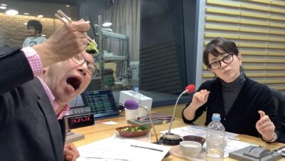 ブロッコリーももつ煮も、味付けが ワンダ4！