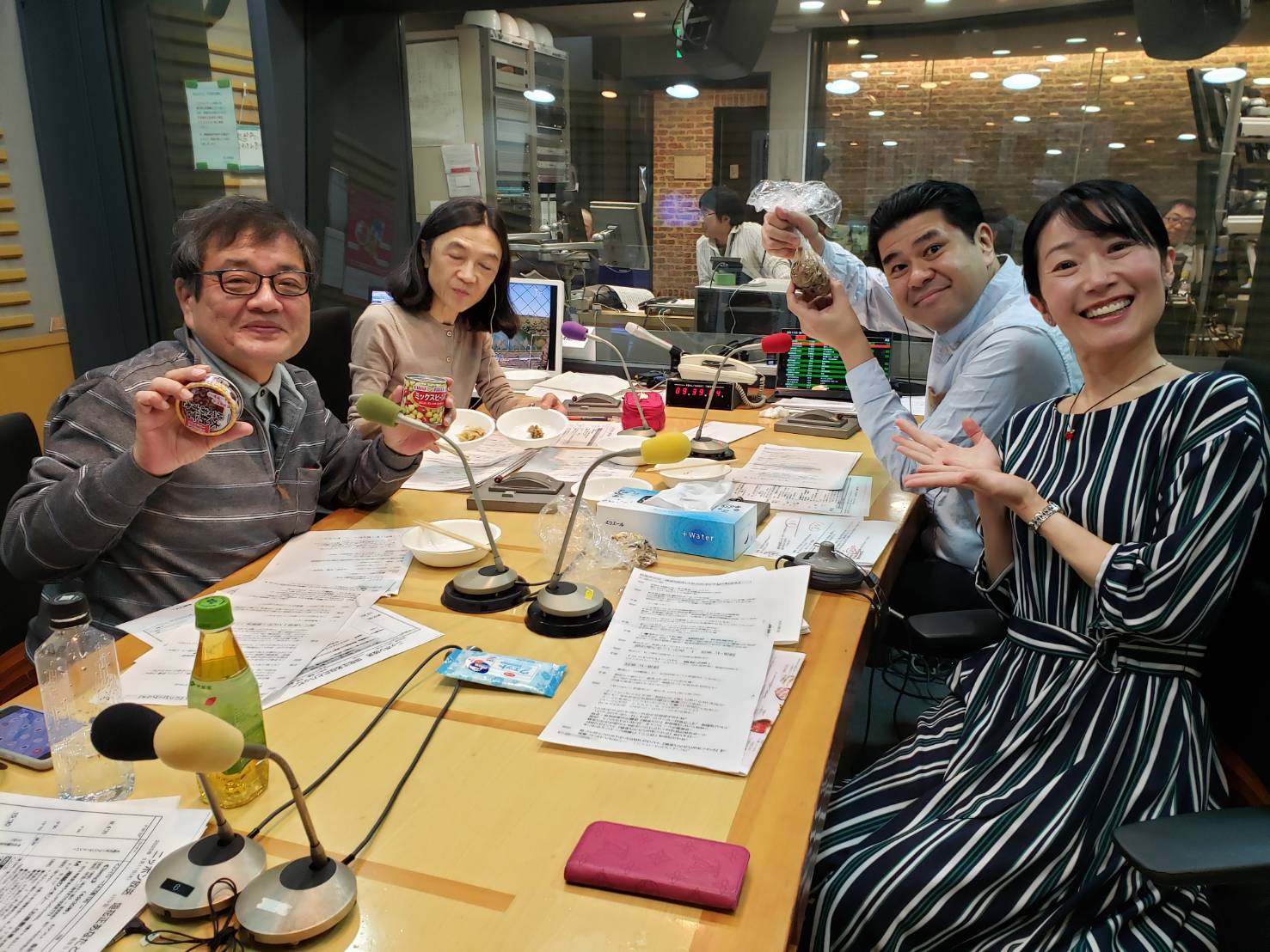 あなたとハッピー ニッポン放送 ラジオam1242 Fm93 あなたとハッピー ニッポン放送 ラジオam1242 Fm93