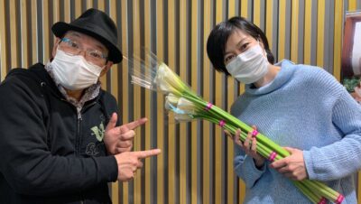 電話中に『笑いの神』が訪問！　さすがリーダー！　渡辺正行さん登場！