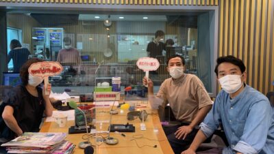 マセキ芸能所属のナイツとジャムハウス所属の清水ミチコのビバリー昼ズです