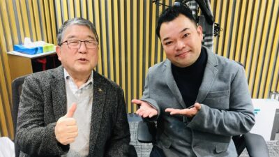 イントロ口上から爆笑トークまで！　西寄ひがしさん