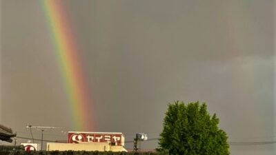 雨上がりの空には…