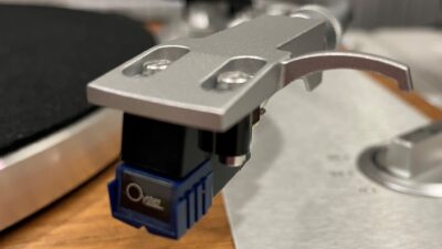 電車の匂いと名曲理髪店