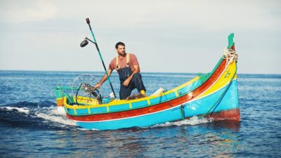 サンデー早起キネマ『ルッツ　海に生きる』
