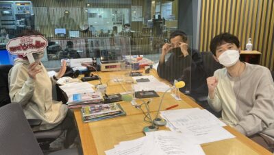 W杯ドイツ戦に歓喜する3人と新たな「チーン」