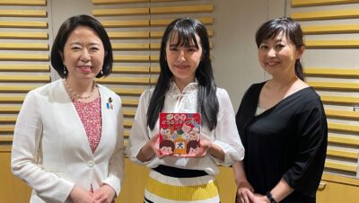 クイズの女王・三浦奈保子さんの絵本。1歳児には平仮名よりも漢字をお薦め！