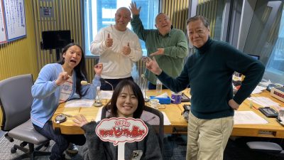 美女と野獣コンビ?!　トム・ブラウンさんが生登場！