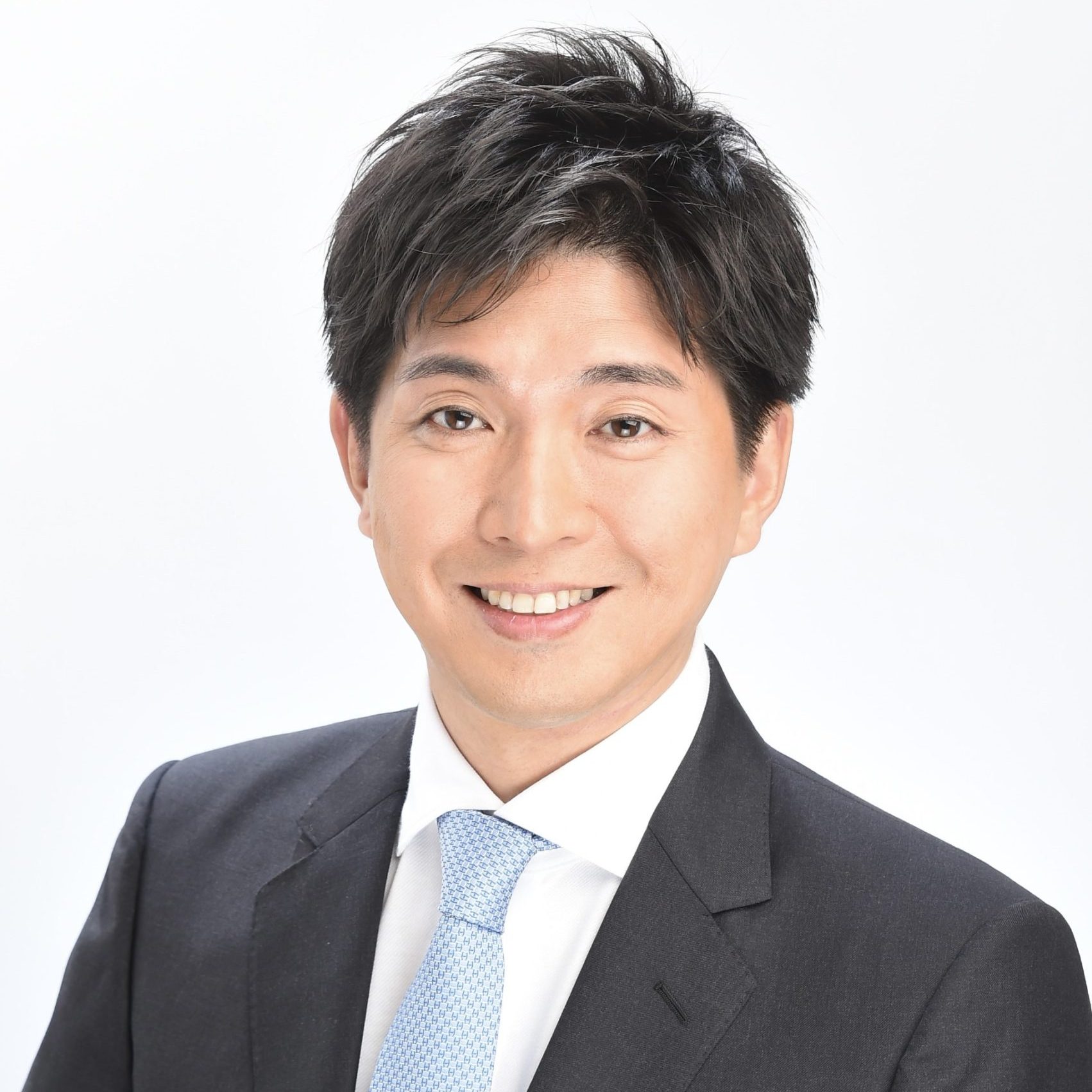 宮崎謙介<br>（みやざき けんすけ）